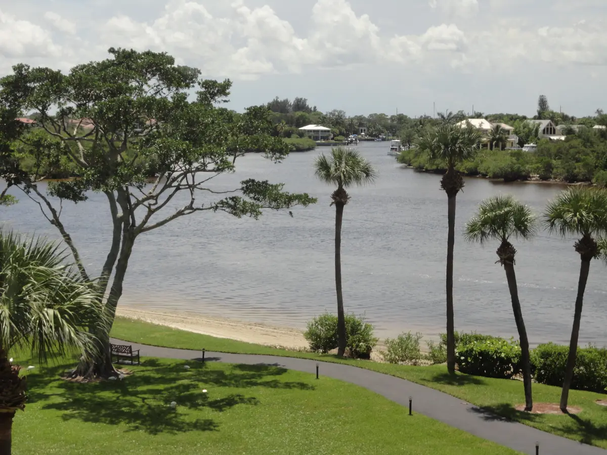 view at 1000  N Us Highway 1 El403, Jupiter