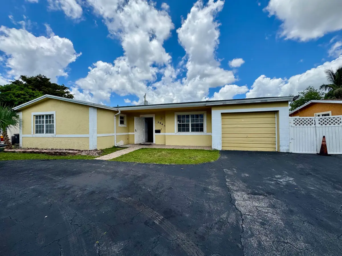 IMG_0500 at 3941 NW 36th Terrace, Lauderdale Lakes