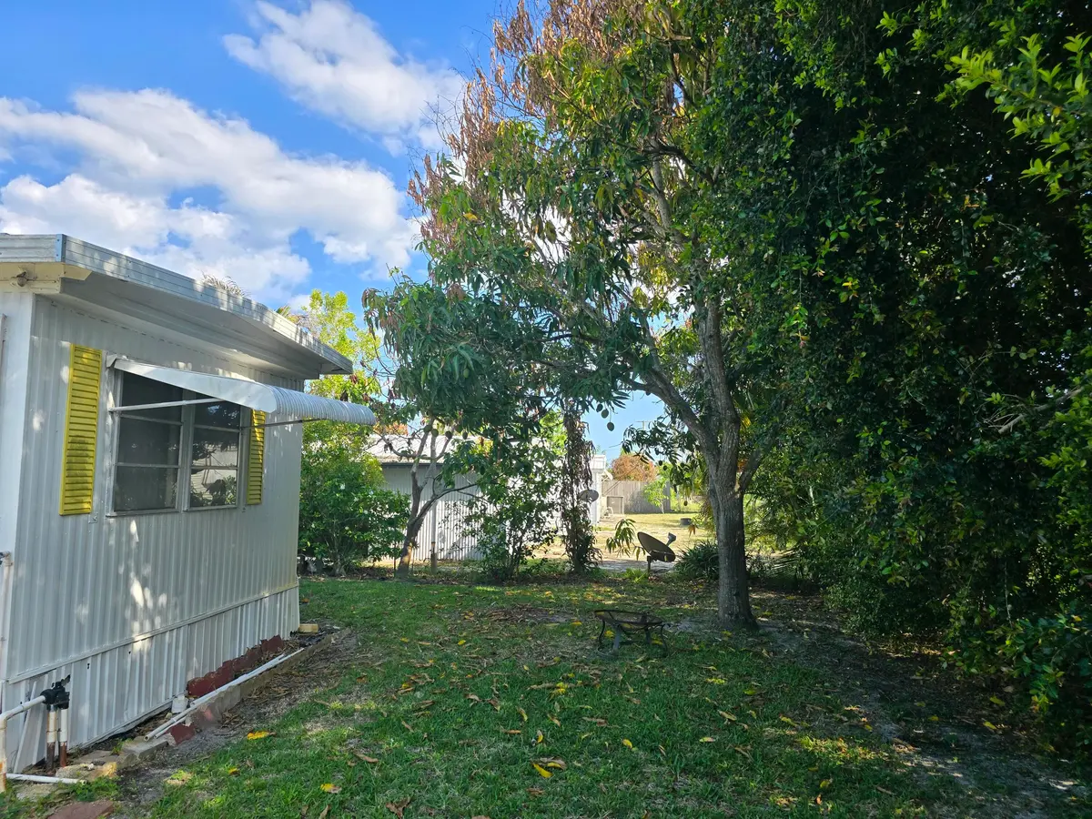 20260514_165835 at 8122 SE Skylark Avenue, Hobe Sound