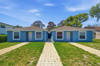 1311 Emerald Terrace, Fort Pierce – Quadruplex for sale