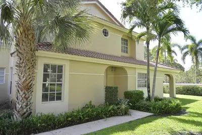 3344 Deer Creek Alba Circle 3344, Deerfield Beach – Townhouse for rent