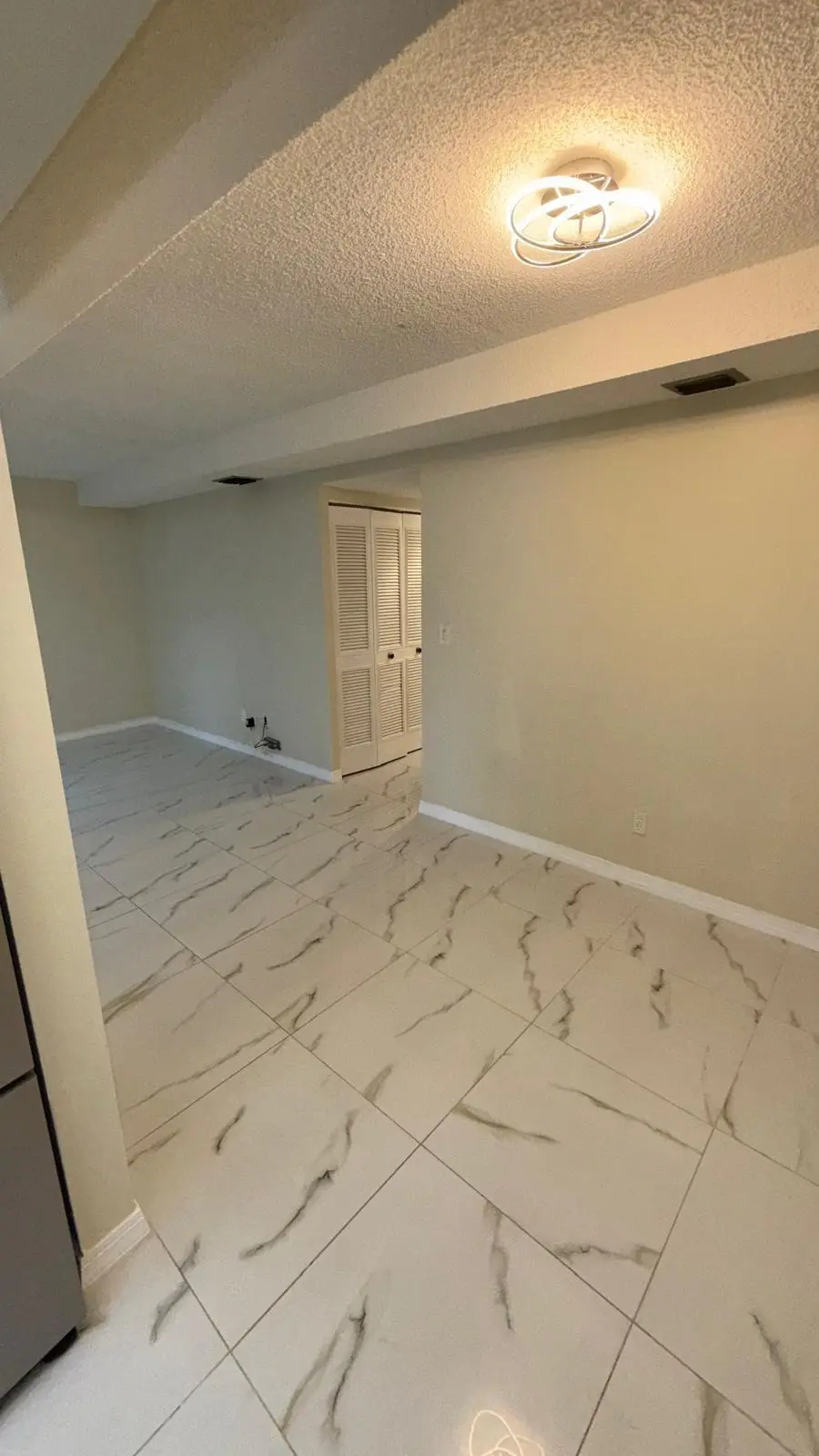 6eaba9ac-7f76-464d-8419-e204f2b17435 at 1225 S Flagler Avenue 313, Pompano Beach