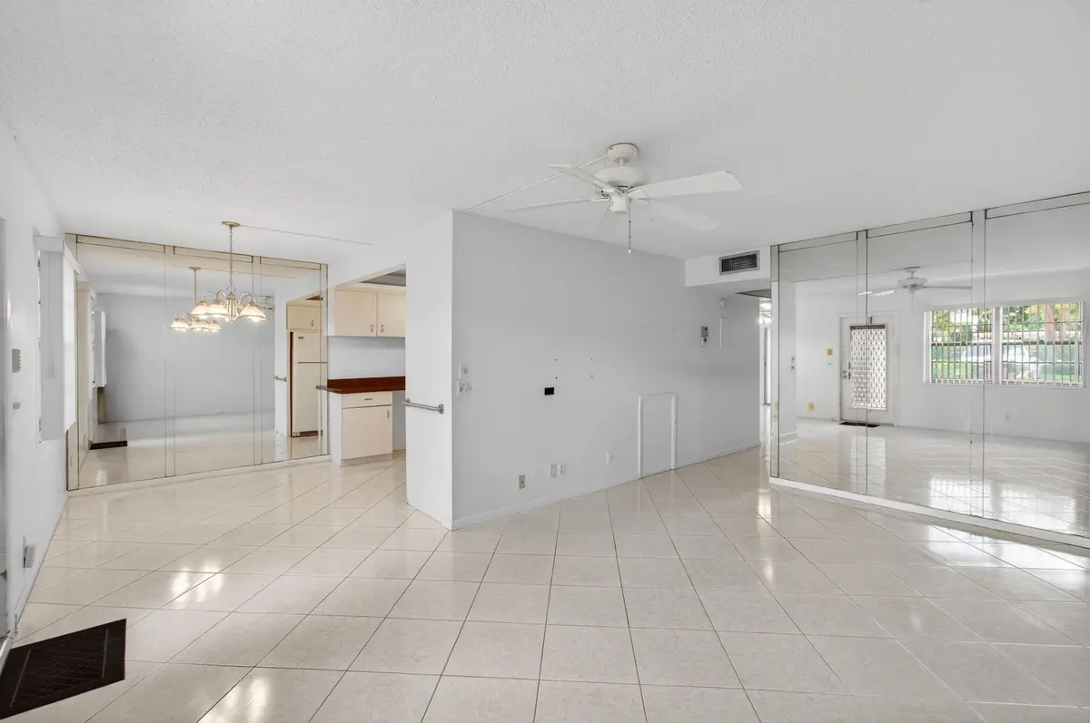 7-web-or-mls-DSC_3769 at 1009 Hythe A, Boca Raton