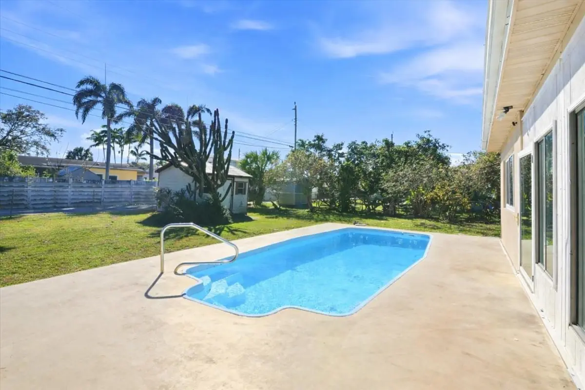 Photo 4 at 4014 Johnson Street, Hollywood