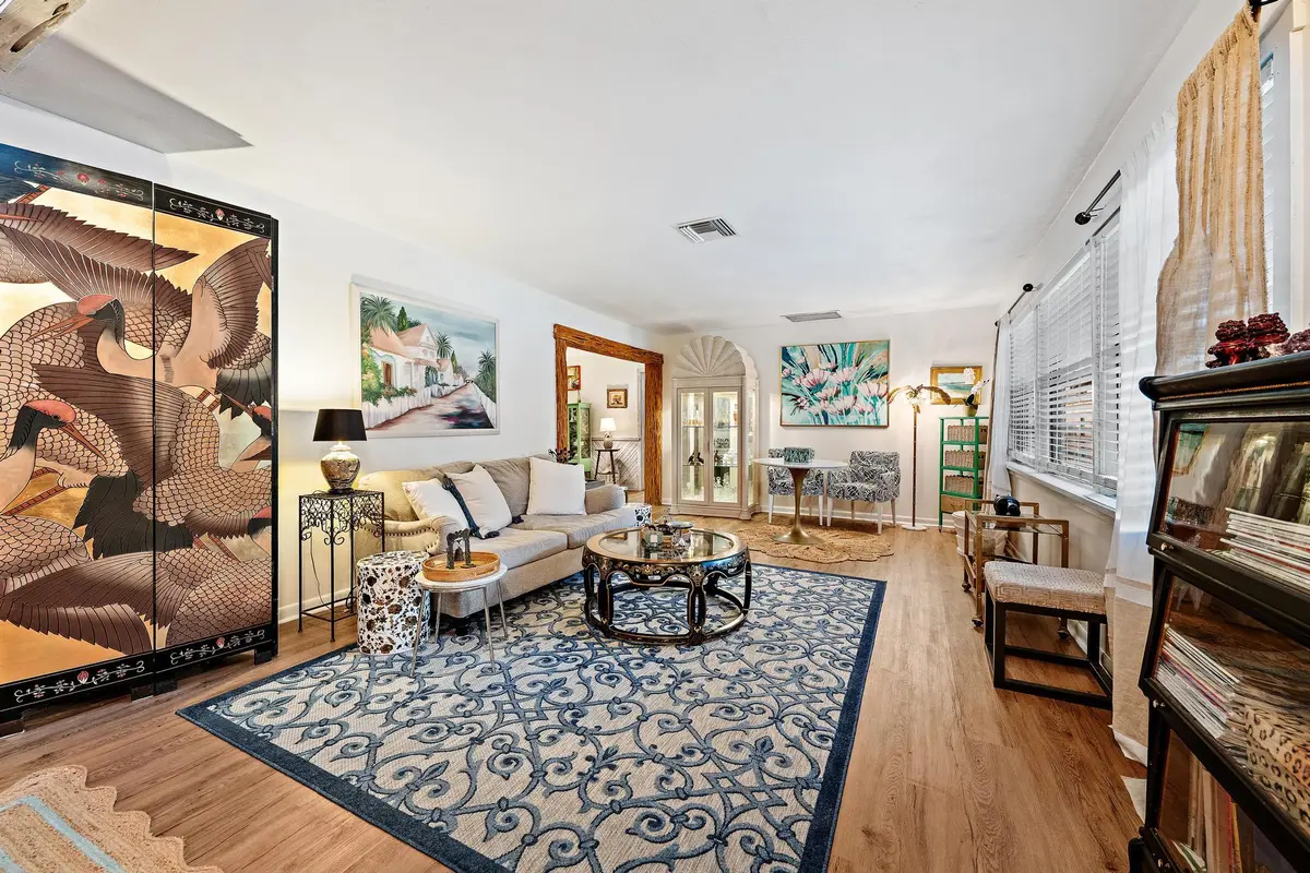 Family Room at 5654 SE Orange Blossom Trail, Hobe Sound