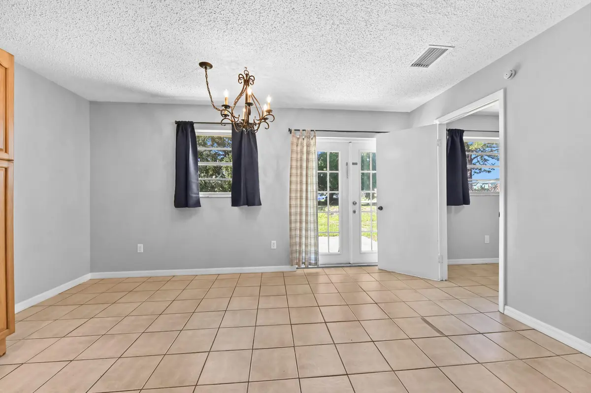 07 dining room 01 at 4548- 4550 SE Salvatori Road, Stuart
