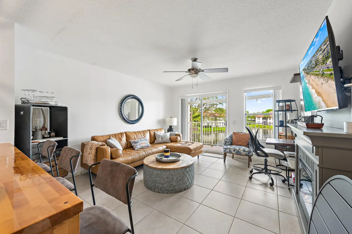 Living Room at 261 Cypress Point Drive, Palm Beach Gardens