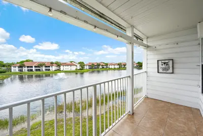 261 Cypress Point Drive, Palm Beach Gardens – Condominium for rent