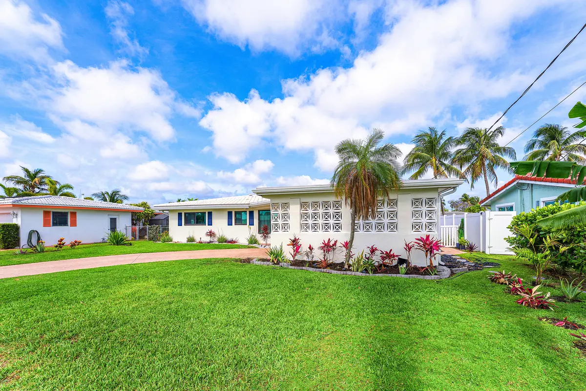 Front at 731 SE 5th Avenue, Pompano Beach