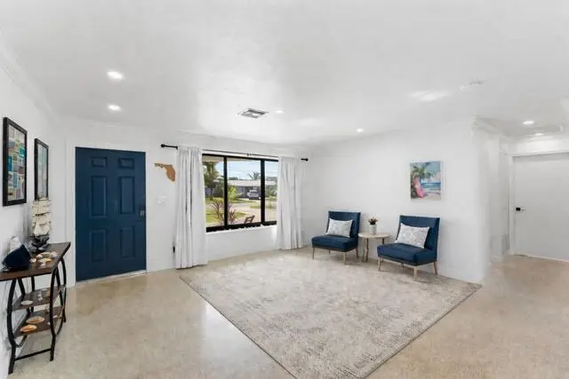 Foyer at 731 SE 5th Avenue, Pompano Beach