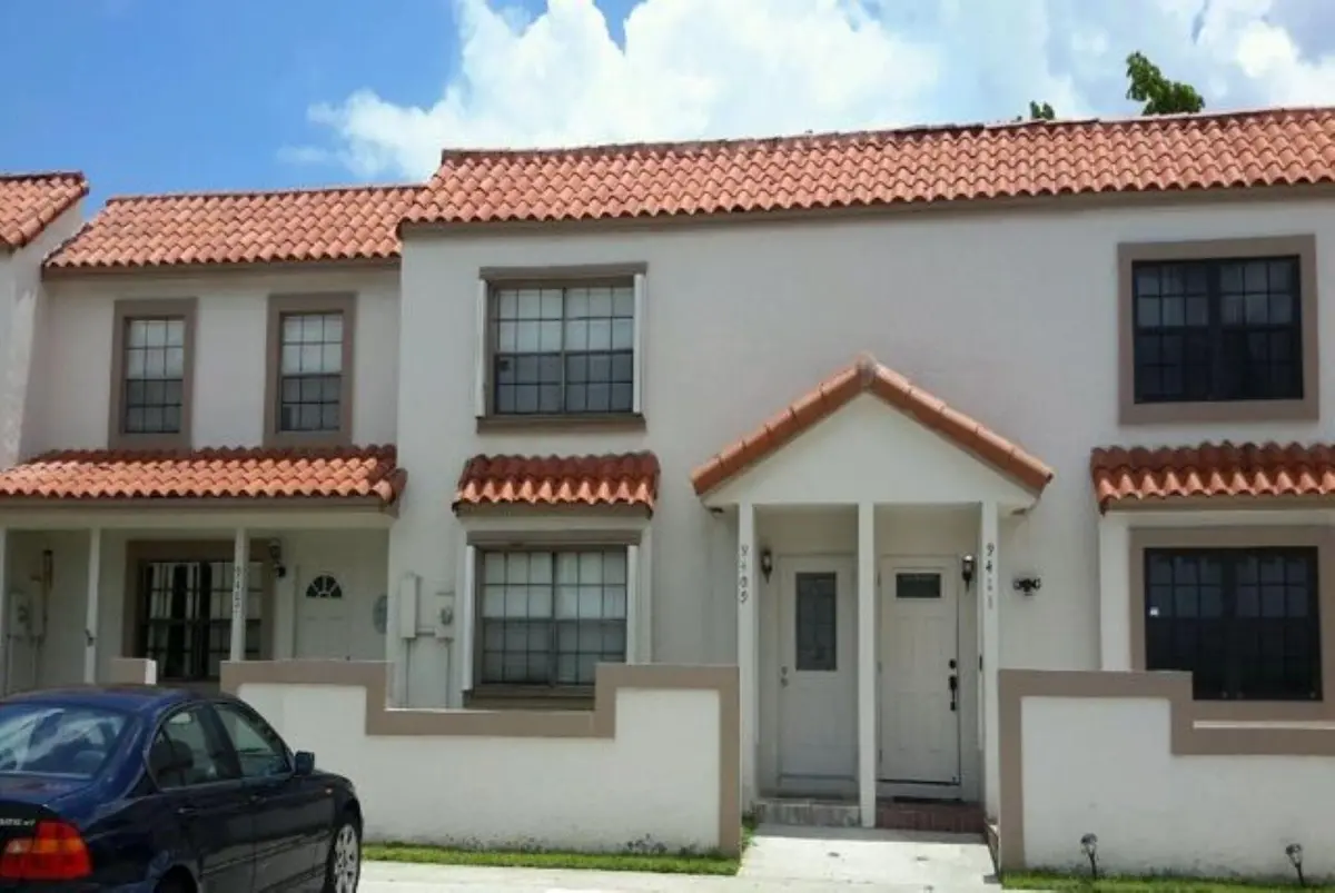 9409 Front view at 9409 NW 42nd Street, Sunrise