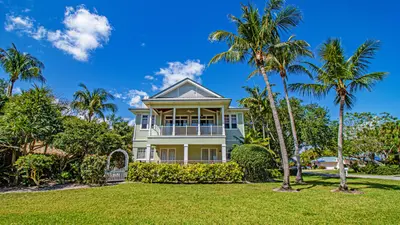 5592 SE Reef Way, Stuart – Single Family Residence for sale
