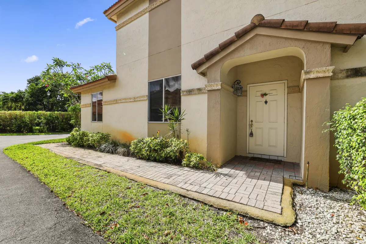 4__62_8268 at 6797 Via Regina 4, Boca Raton