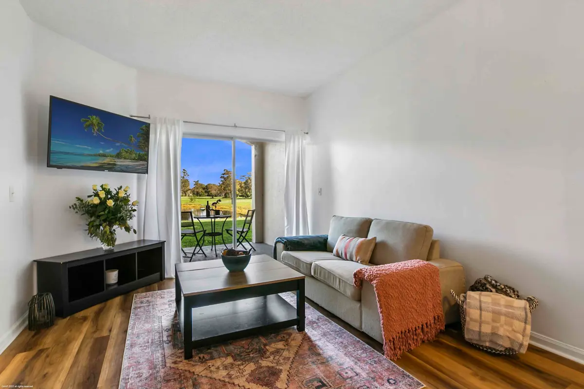 2040 Greenview Shore Blvd Apt 203 at 2040 Greenview Shores Boulevard 203, Wellington