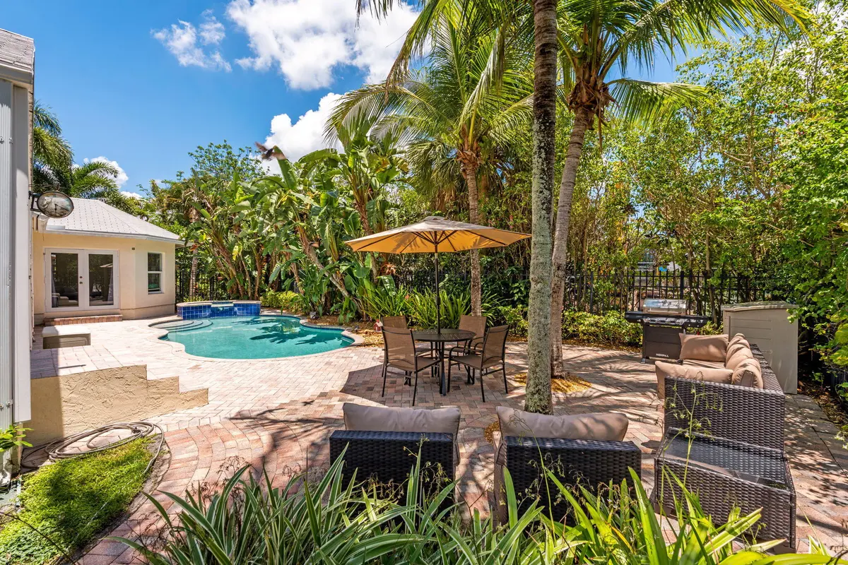 6-web-or-mls-A7406287 at 255 NE 12th Street, Delray Beach