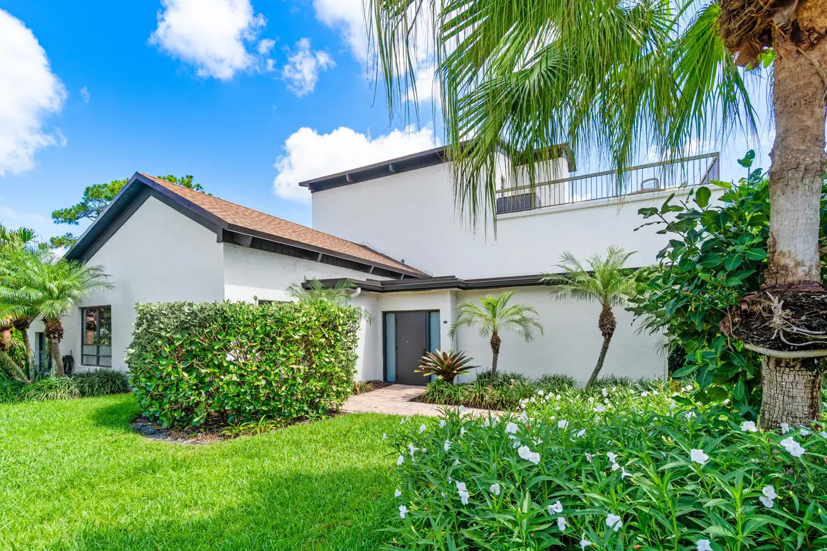 900Greensward36 at 900 Greensward Lane 114-g, Delray Beach