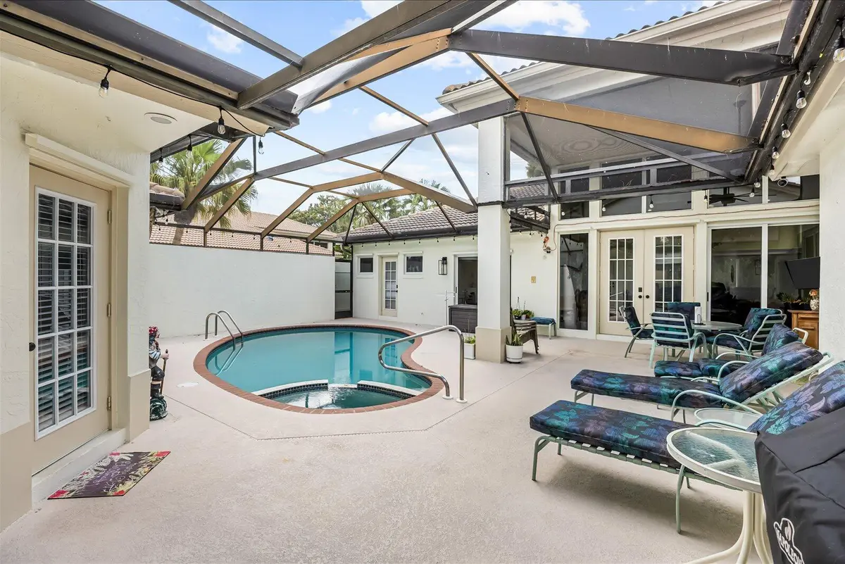 05-saw in-37 at 1515 NW Sawgrass Way, Palm City
