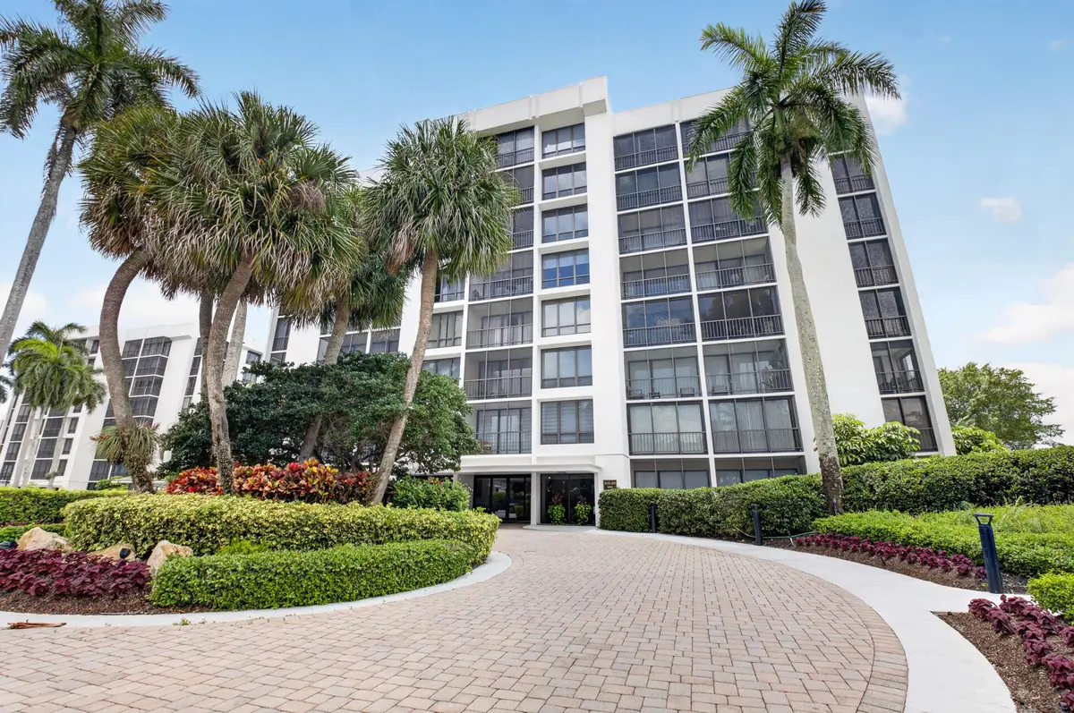 6845 Willow Wood at 6845 Willow Wood Drive 3041, Boca Raton