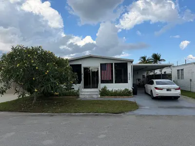 5300 SW 23rd Avenue, Dania Beach – sold