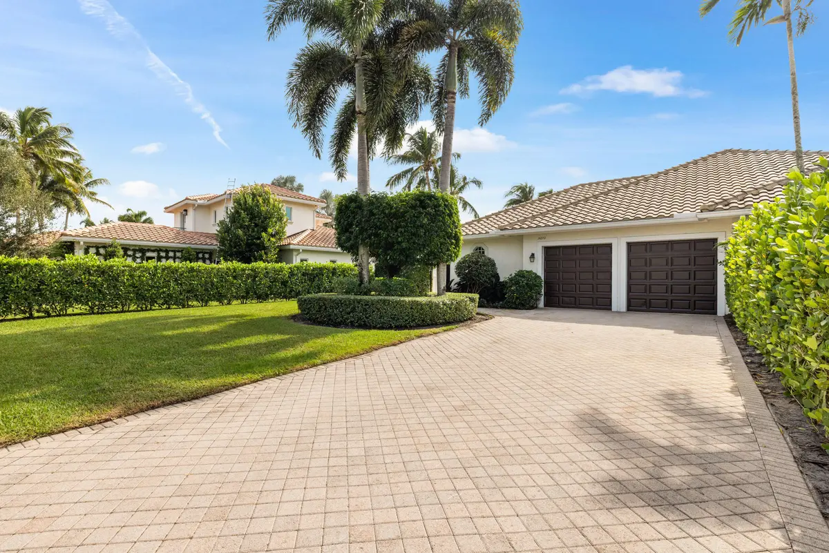 2_et6a1488 at 14270 Calypso Lane, Wellington