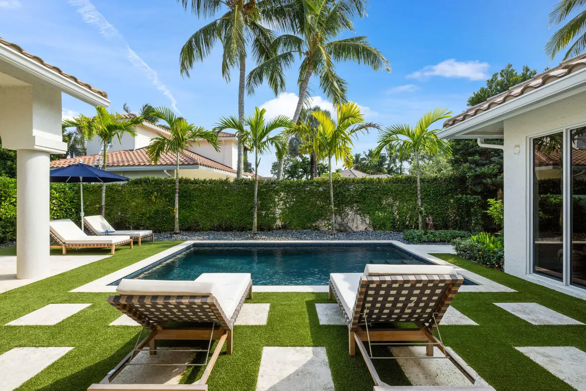 8_et6a1160 at 14270 Calypso Lane, Wellington