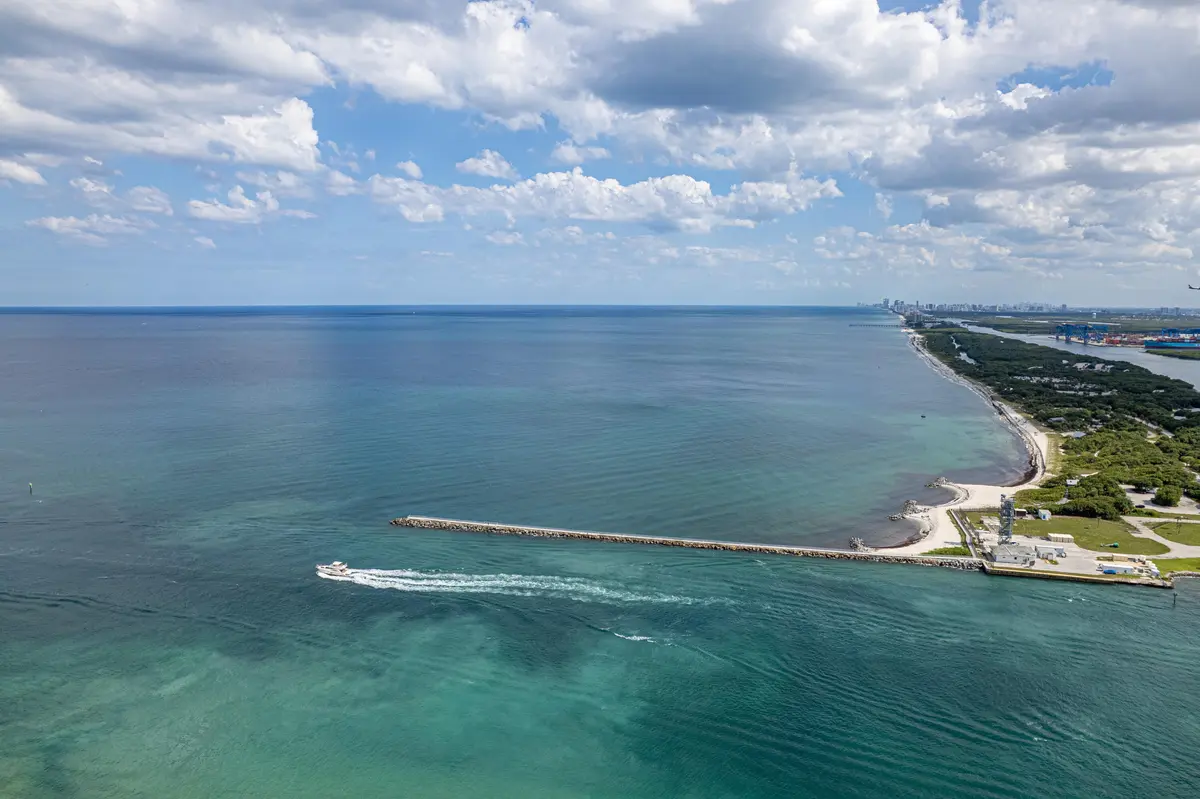 Aerial at 1900 S Ocean Drive 1706, Fort Lauderdale