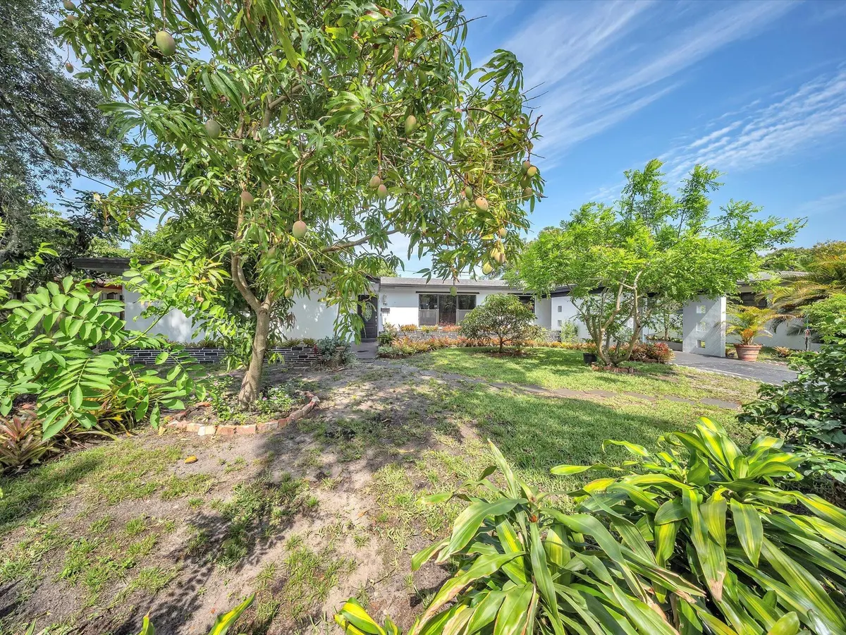 02-DSC7722 at 721 SW 38th Avenue, Fort Lauderdale
