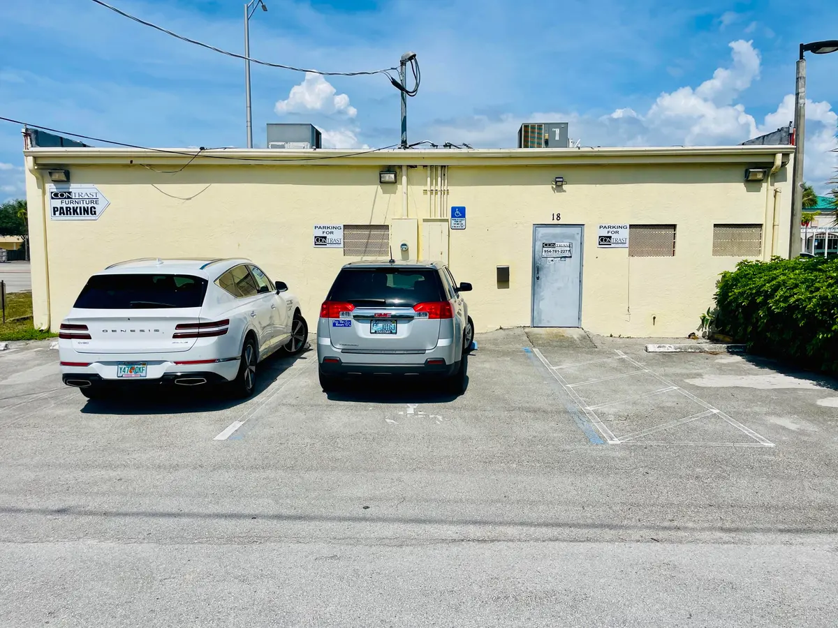 Rear Entrance Parking (2) at 18 S Federal Highway, Pompano Beach