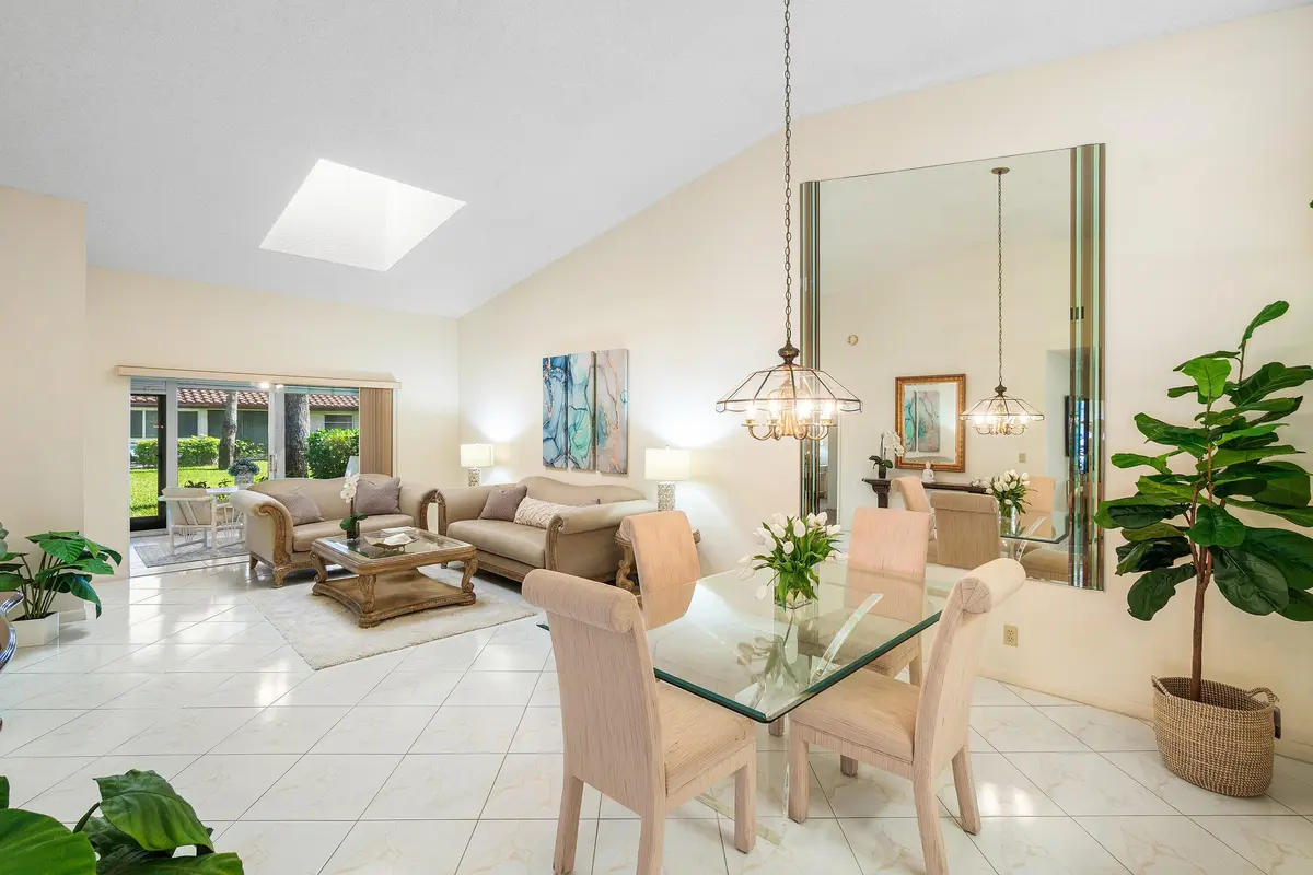 GREAT ROOM at 6123 Waldwick Circle, Delray Beach