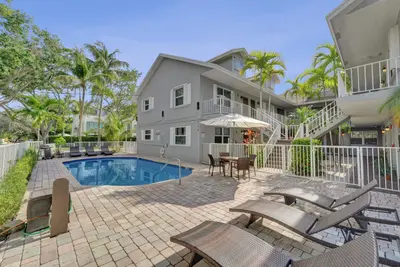510 NE 17th Avenue 103, Fort Lauderdale – sold