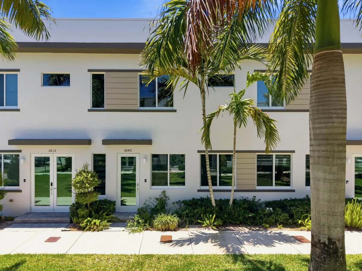 Unit Front at 6642 NW 103rd Parkway 6642, Doral