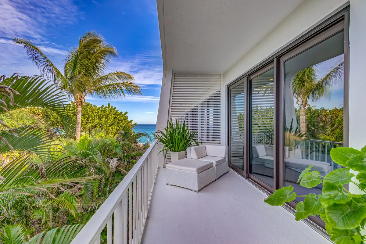 025__d1a0757js at 2275 S Ocean Boulevard 305n and C11, Palm Beach