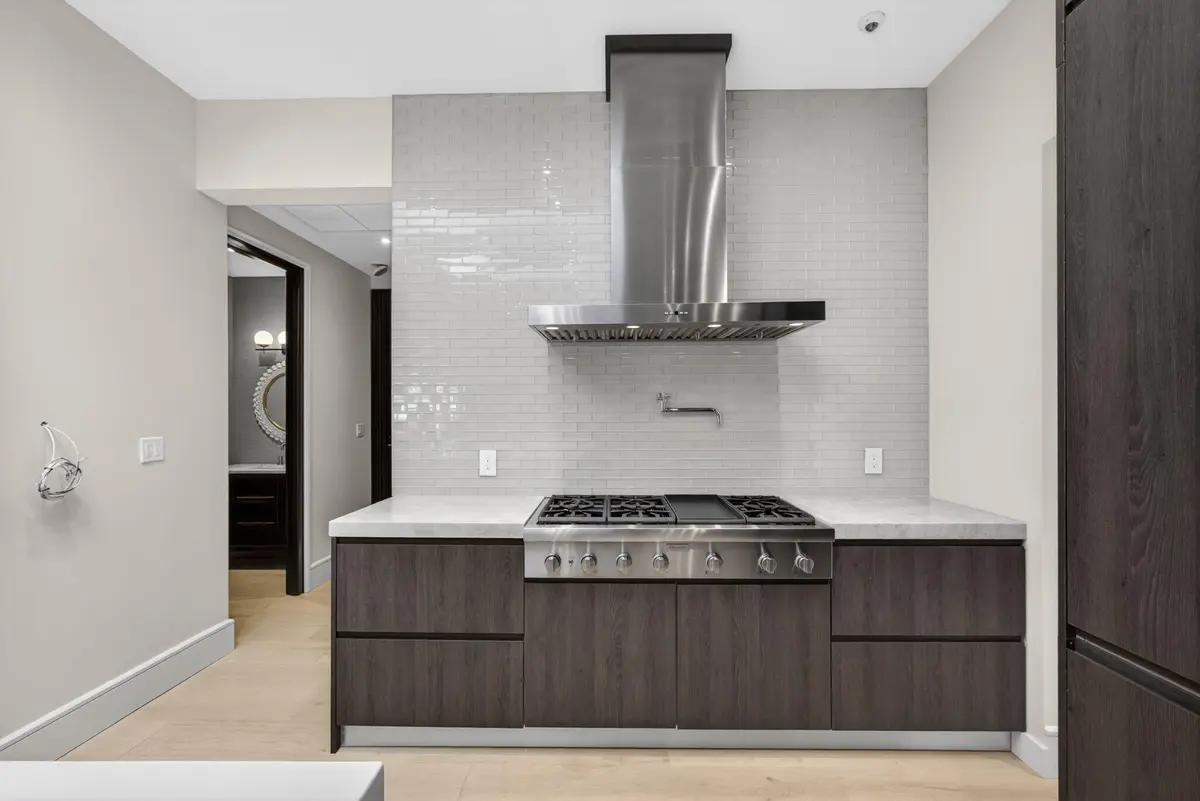 Kitchen at 17 Carrick Road, Palm Beach Gardens