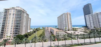1945 S Ocean Drive 701, Hallandale Beach – Condominium for sale