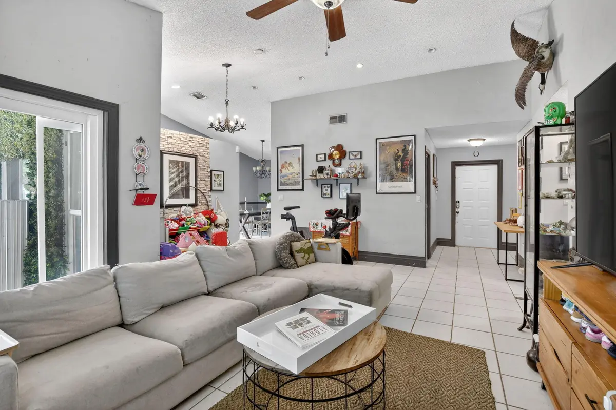 8-web-or-mls-_A7A6393 at 13970 Oaklawn Place, Davie