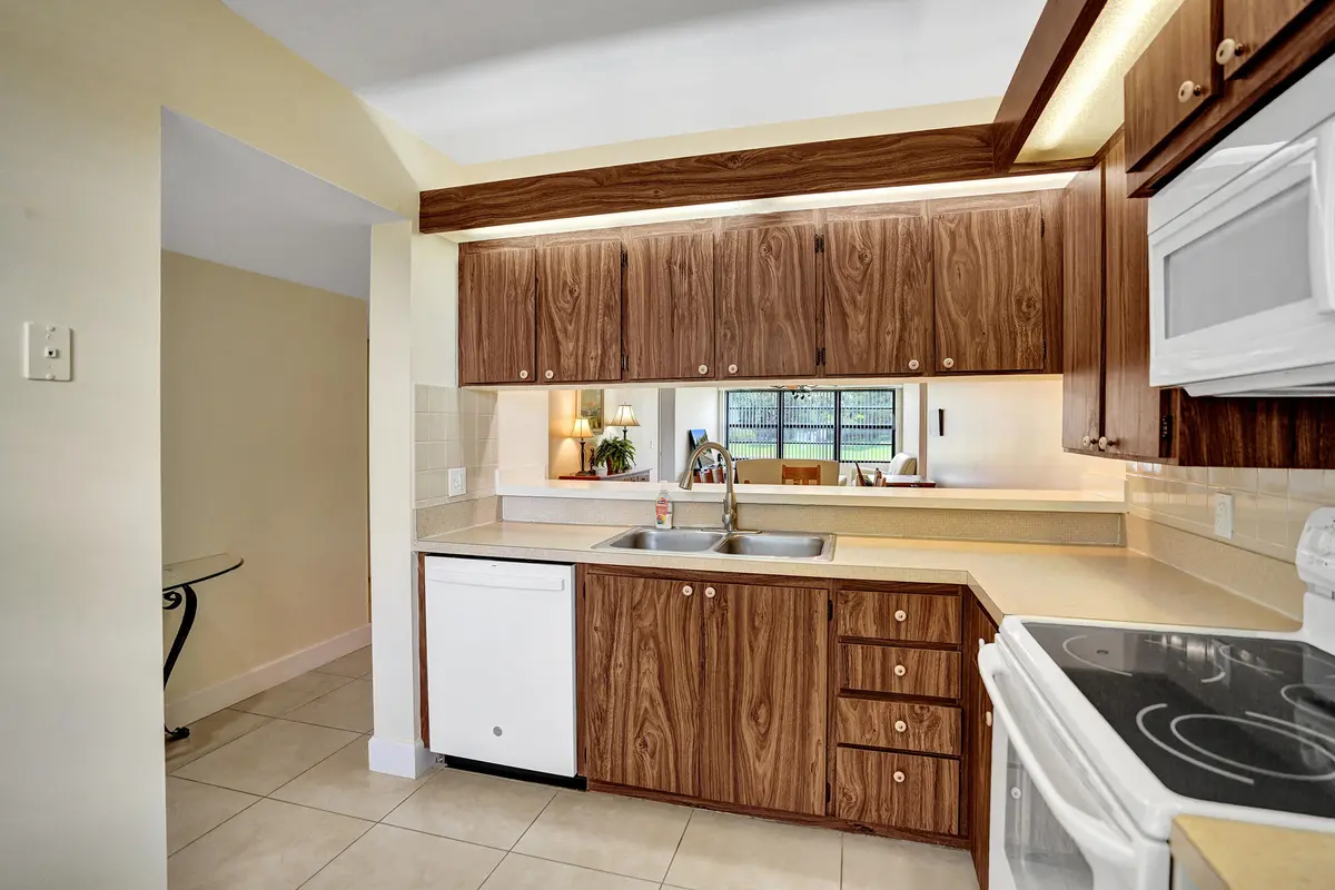 Kitchen at 6037 Balboa Circle 101, Boca Raton