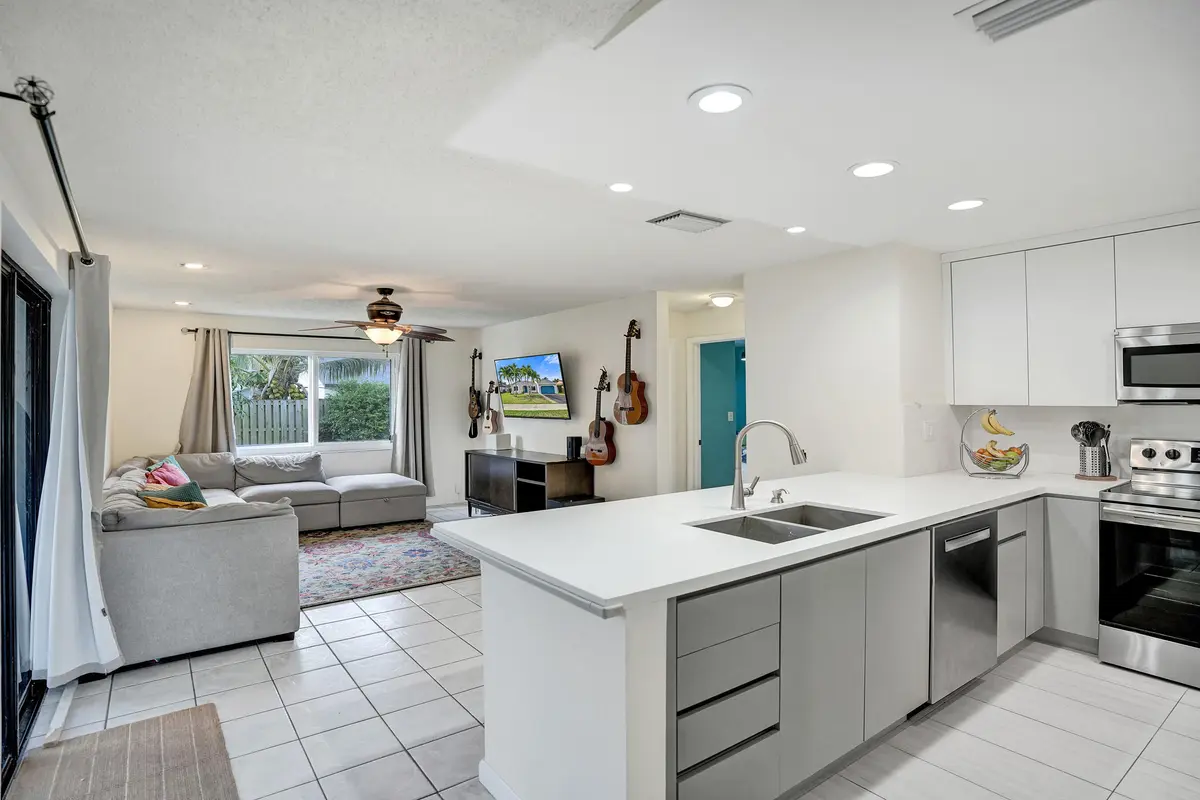 DSC08960 at 11614 SW 50th Street, Cooper City