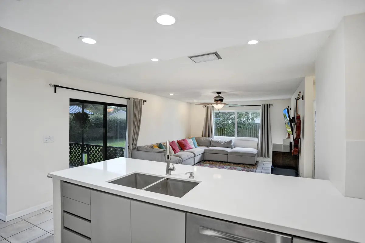 DSC08969 at 11614 SW 50th Street, Cooper City