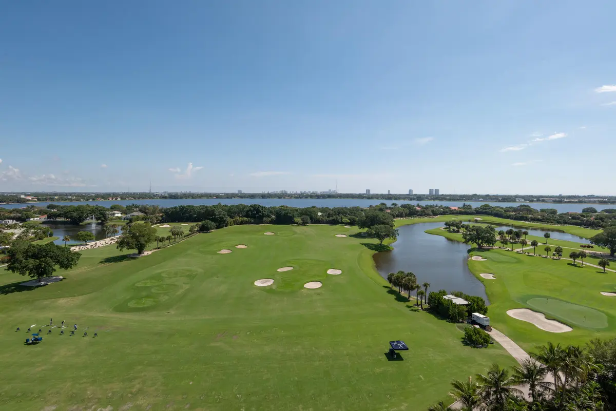 © Clark-2000 Presidential Way 1401-032 at 2000 Presidential Way 1401, West Palm Beach