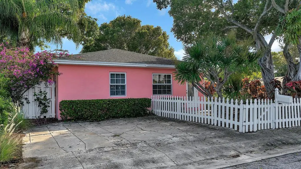 802 - 002 at 802 N J Street, Lake Worth Beach