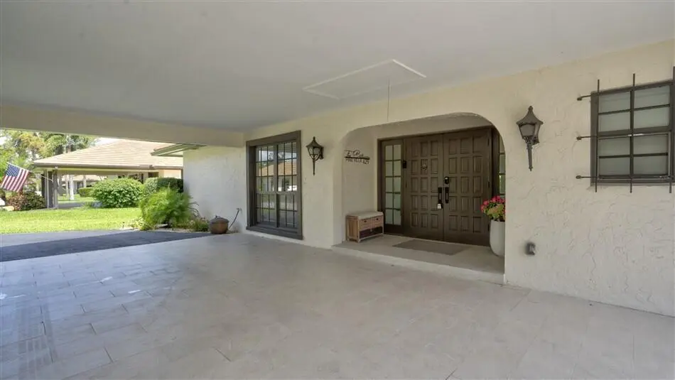 429 Pine Villa Dr Lake Worth, FL 33462 at 429 Pine Villa Drive, Atlantis