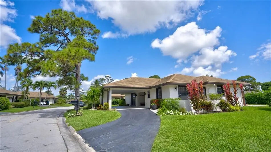429 Pine Villa Dr Lake Worth, FL 33462 at 429 Pine Villa Drive, Atlantis