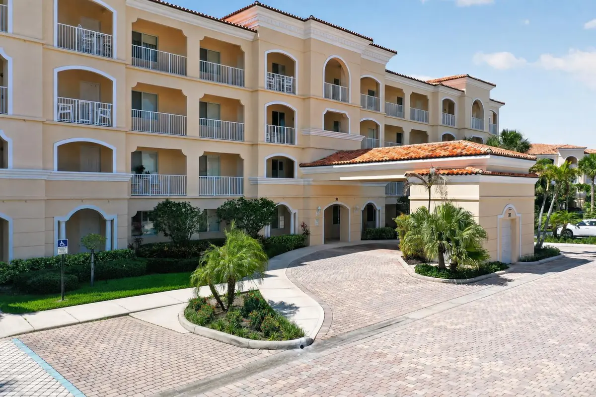 ChatGPT Image May 16, 2026, 04_12_04 PM at 37 E Harbour Isle Dr Drive 106, Fort Pierce