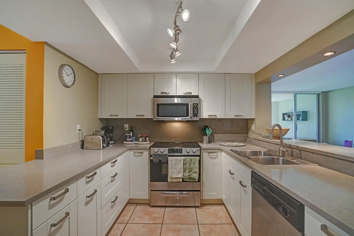 Photo 5 at 1831 Sabal Palm Drive 202, Davie