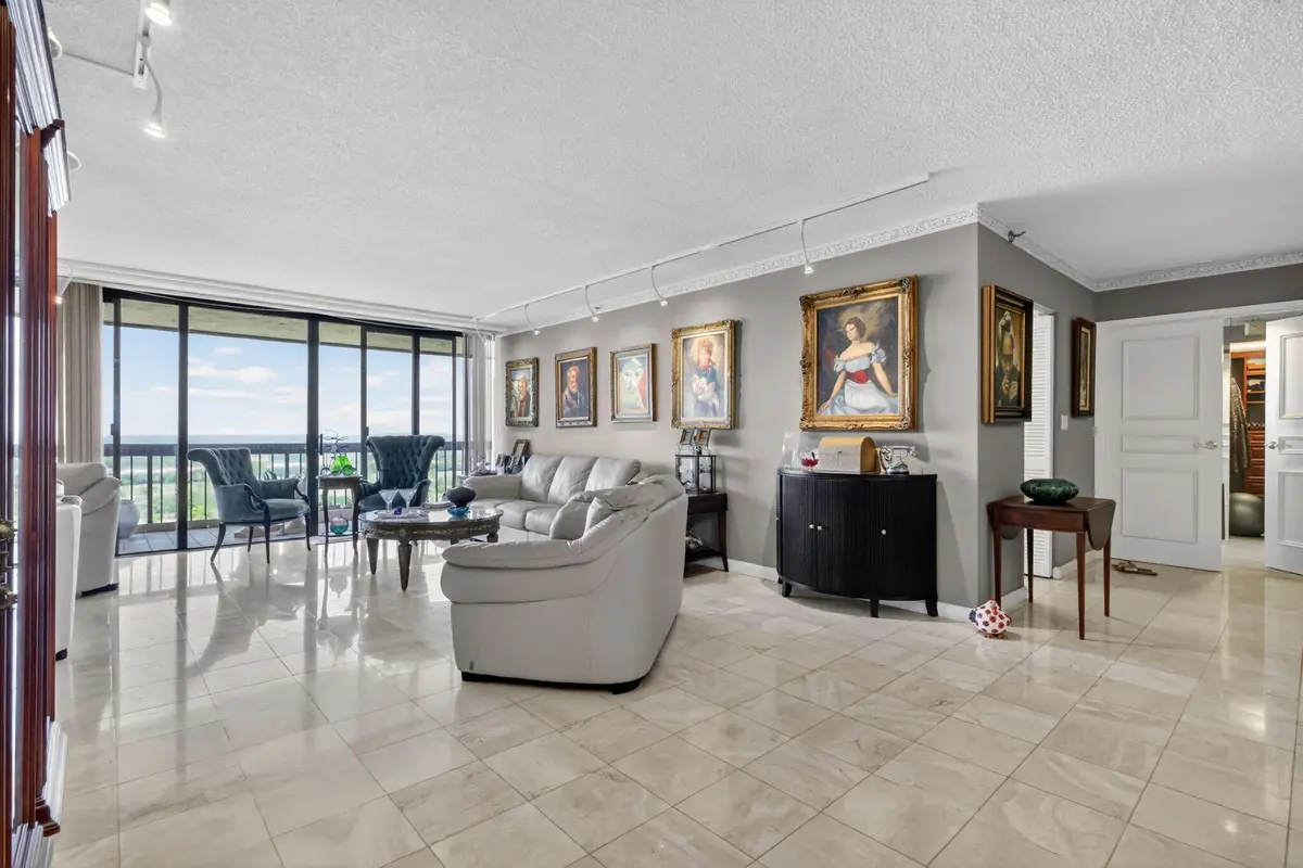 3-web-or-mls-F14A4126 at 1900 Consulate Place 1705, West Palm Beach