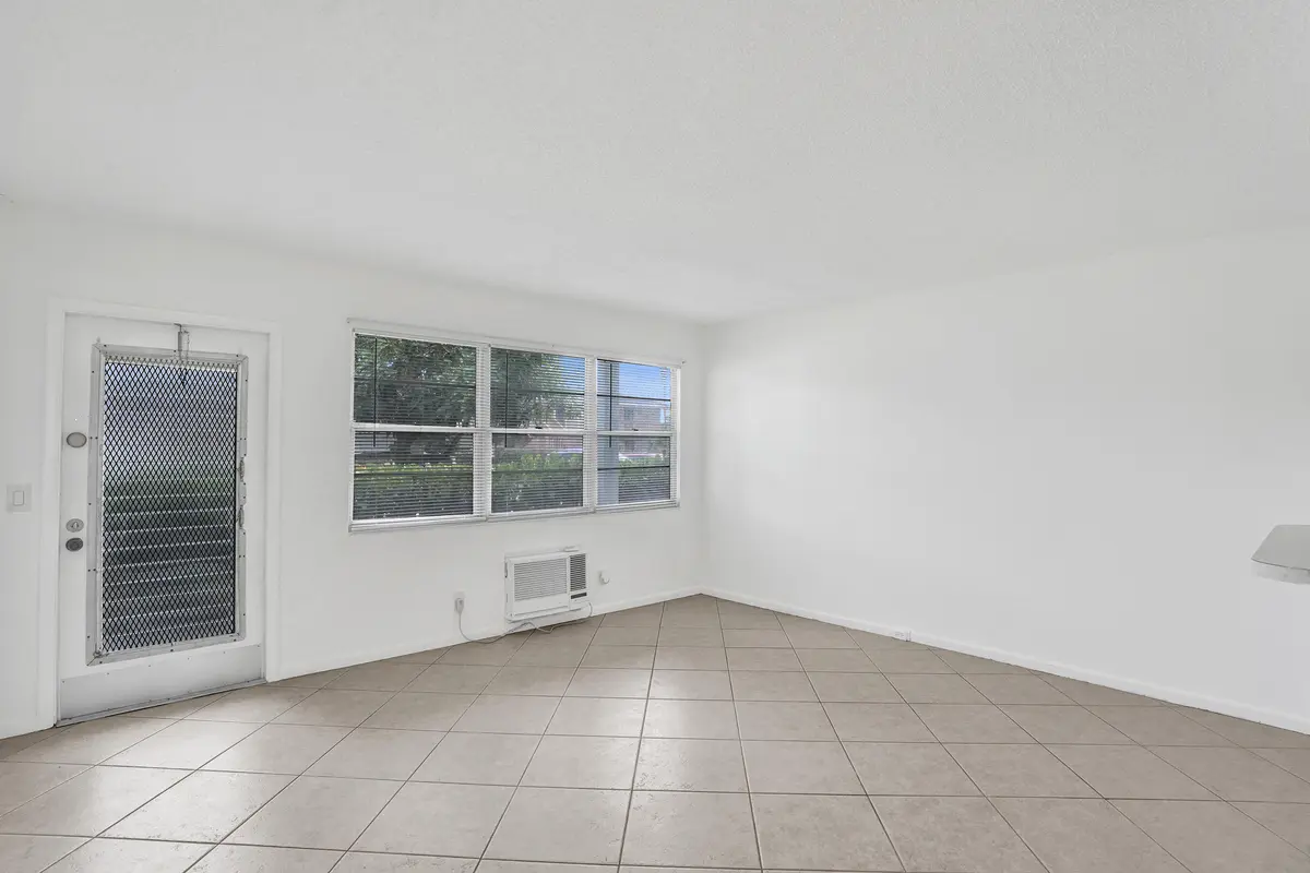 DSC00486 at 91 Tilford E, Deerfield Beach