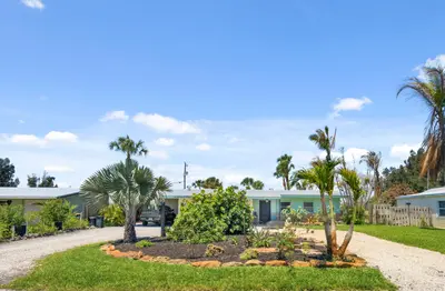 1644 NE Arch Avenue, Jensen Beach – sold