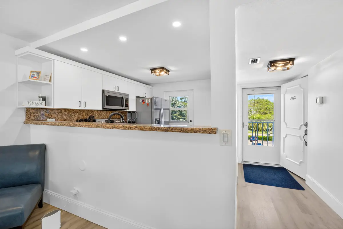 04-8I8A0382 at 5961 NW 2nd Avenue #302, Boca Raton