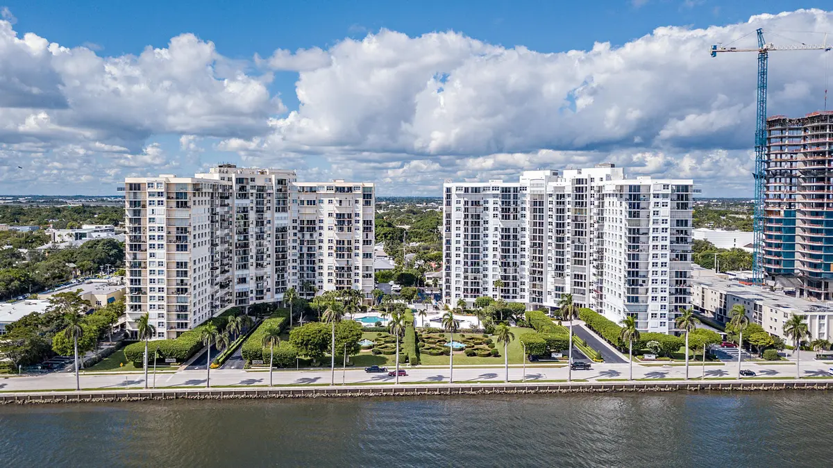 1801 S Flagler at 1801 S Flagler Drive 707, West Palm Beach