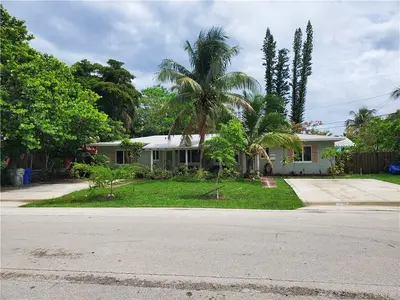 3204 NE 6th Street, Pompano Beach – Duplex for sale